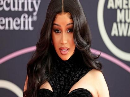 Cardi B not to be charged in microphone-throwing incident | Cardi B not to be charged in microphone-throwing incident Cardi B not to be charged in microphone-throwing incident | Cardi B not to be charged in microphone-throwing incident