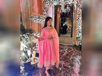 Shanaya Kapoor exudes “Desi Barbie” vibes in Pink anarkali suit, see post | Shanaya Kapoor exudes “Desi Barbie” vibes in Pink anarkali suit, see post Shanaya Kapoor exudes “Desi Barbie” vibes in Pink anarkali suit, see post | Shanaya Kapoor exudes “Desi Barbie” vibes in Pink anarkali suit, see post