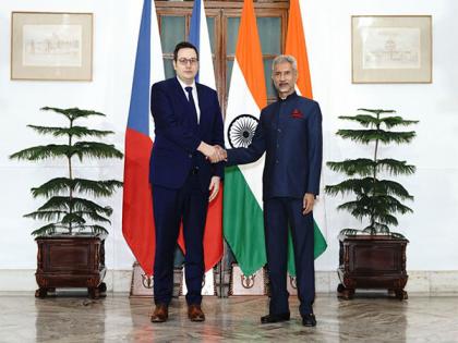 EAM Jaishankar discusses important global issues, bilateral ties with Czech Foreign Minister Jan Lipavsky | EAM Jaishankar discusses important global issues, bilateral ties with Czech Foreign Minister Jan Lipavsky EAM Jaishankar discusses important global issues, bilateral ties with Czech Foreign Minister Jan Lipavsky | EAM Jaishankar discusses important global issues, bilateral ties with Czech Foreign Minister Jan Lipavsky