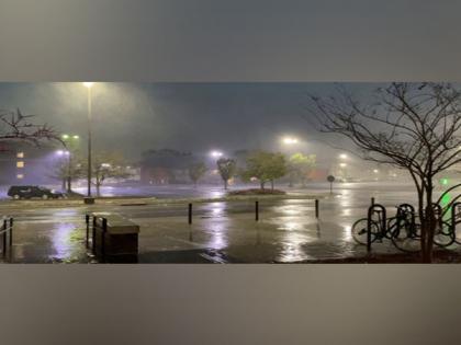 US: Severe thunderstorms kill two, leave 1.1 million people without power | US: Severe thunderstorms kill two, leave 1.1 million people without power US: Severe thunderstorms kill two, leave 1.1 million people without power | US: Severe thunderstorms kill two, leave 1.1 million people without power