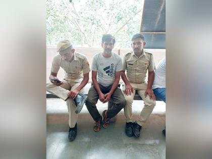 Gang accused of conning people as fake packers and movers nabbed in Pune | Gang accused of conning people as fake packers and movers nabbed in Pune Gang accused of conning people as fake packers and movers nabbed in Pune | Gang accused of conning people as fake packers and movers nabbed in Pune