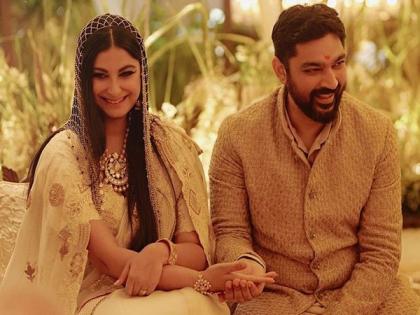 Karan Boolani pens adorable anniversary wish for wife Rhea Kapoor | Karan Boolani pens adorable anniversary wish for wife Rhea Kapoor