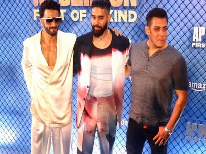 From Salman Khan to Ranveer Singh: Check out celebs who attend screening of ‘AP Dhillon: First of a Kind’ | From Salman Khan to Ranveer Singh: Check out celebs who attend screening of ‘AP Dhillon: First of a Kind’ From Salman Khan to Ranveer Singh: Check out celebs who attend screening of ‘AP Dhillon: First of a Kind’ | From Salman Khan to Ranveer Singh: Check out celebs who attend screening of ‘AP Dhillon: First of a Kind’