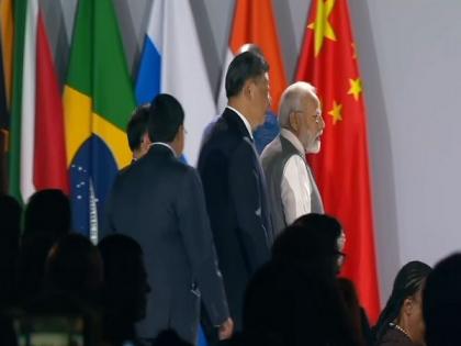 BRICS 2023: PM Modi pictured having brief conversation with Chinese President Xi Jinping | BRICS 2023: PM Modi pictured having brief conversation with Chinese President Xi Jinping BRICS 2023: PM Modi pictured having brief conversation with Chinese President Xi Jinping | BRICS 2023: PM Modi pictured having brief conversation with Chinese President Xi Jinping