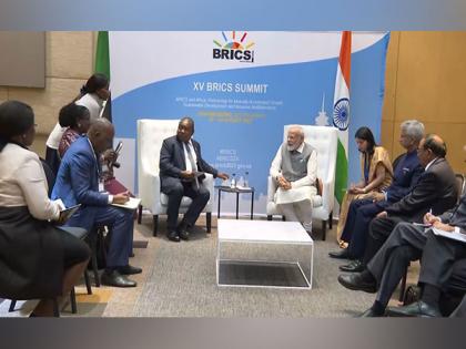 PM Modi holds bilateral talks with Mozambique President in South Africa | PM Modi holds bilateral talks with Mozambique President in South Africa PM Modi holds bilateral talks with Mozambique President in South Africa | PM Modi holds bilateral talks with Mozambique President in South Africa