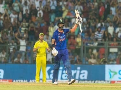 Prudent to keep KL Rahul as a wicketkeeper-batter for Asia Cup: Sanjay Bangar | Prudent to keep KL Rahul as a wicketkeeper-batter for Asia Cup: Sanjay Bangar