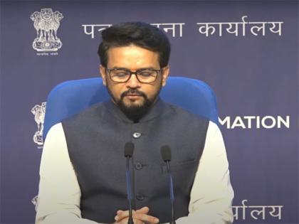 Centre reduces domestic LPG cylinder price by Rs 200 | Centre reduces domestic LPG cylinder price by Rs 200