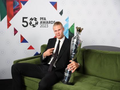 Erling Haaland wins PFA Men's Player of the Year, Bukayo Saka clinches award in young category | Erling Haaland wins PFA Men's Player of the Year, Bukayo Saka clinches award in young category Erling Haaland wins PFA Men's Player of the Year, Bukayo Saka clinches award in young category | Erling Haaland wins PFA Men's Player of the Year, Bukayo Saka clinches award in young category