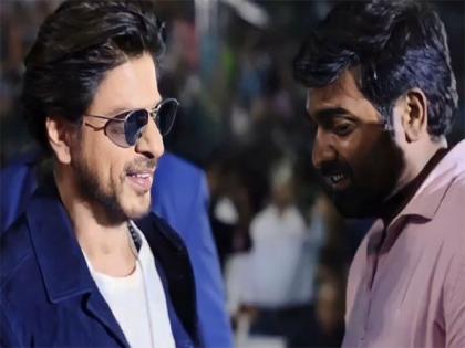 Vijay Sethupathi reveals why he couldn’t approach school crush; know what Shah Rukh had to do with it | Vijay Sethupathi reveals why he couldn’t approach school crush; know what Shah Rukh had to do with it Vijay Sethupathi reveals why he couldn’t approach school crush; know what Shah Rukh had to do with it | Vijay Sethupathi reveals why he couldn’t approach school crush; know what Shah Rukh had to do with it