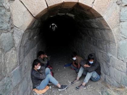 Pakistan: Afghan refugees criticize delay in immigration cases, mistreatment by military | Pakistan: Afghan refugees criticize delay in immigration cases, mistreatment by military Pakistan: Afghan refugees criticize delay in immigration cases, mistreatment by military | Pakistan: Afghan refugees criticize delay in immigration cases, mistreatment by military
