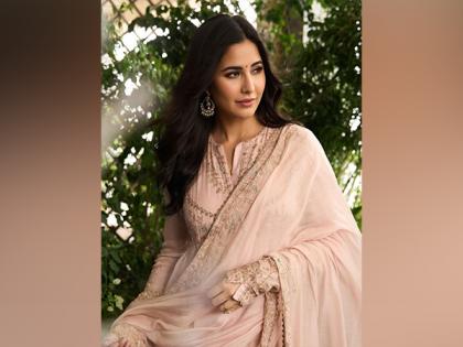 Katrina Kaif drops pics in pink suit, Vicky reacts | Katrina Kaif drops pics in pink suit, Vicky reacts Katrina Kaif drops pics in pink suit, Vicky reacts | Katrina Kaif drops pics in pink suit, Vicky reacts