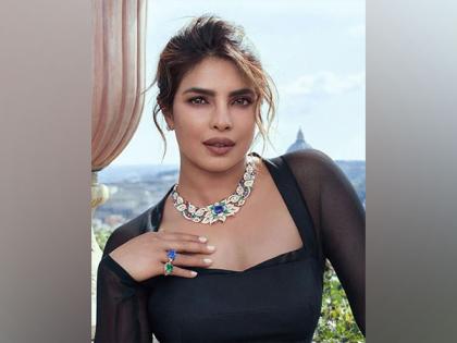 Priyanka Chopra flaunts her diamonds in latest pics, check it out | Priyanka Chopra flaunts her diamonds in latest pics, check it out Priyanka Chopra flaunts her diamonds in latest pics, check it out | Priyanka Chopra flaunts her diamonds in latest pics, check it out