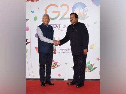 Mauritius PM Pravind Jugnauth arrives in Delhi for G20 Summit | Mauritius PM Pravind Jugnauth arrives in Delhi for G20 Summit Mauritius PM Pravind Jugnauth arrives in Delhi for G20 Summit | Mauritius PM Pravind Jugnauth arrives in Delhi for G20 Summit