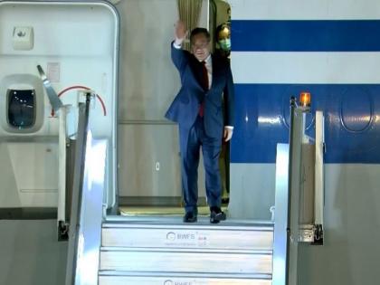 In President Xi’s absence, Chinese Premier Li Qiang arrives for G20 summit | In President Xi’s absence, Chinese Premier Li Qiang arrives for G20 summit In President Xi’s absence, Chinese Premier Li Qiang arrives for G20 summit | In President Xi’s absence, Chinese Premier Li Qiang arrives for G20 summit