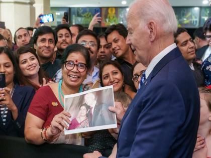 Prez Biden meets US Embassy staffers after arriving in India for G20 | Prez Biden meets US Embassy staffers after arriving in India for G20 Prez Biden meets US Embassy staffers after arriving in India for G20 | Prez Biden meets US Embassy staffers after arriving in India for G20