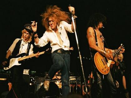 Guns n' Roses postpones St Louis concert due to illness | Guns n' Roses postpones St Louis concert due to illness