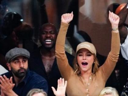 Ranbir Kapoor photobombs Madelyn Cline at US Open, see pics | Ranbir Kapoor photobombs Madelyn Cline at US Open, see pics Ranbir Kapoor photobombs Madelyn Cline at US Open, see pics | Ranbir Kapoor photobombs Madelyn Cline at US Open, see pics