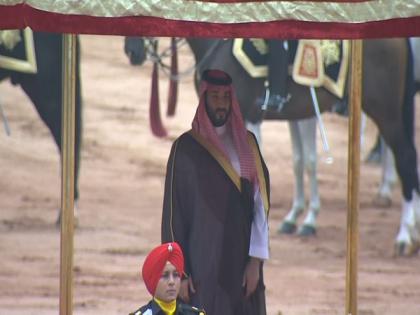 Saudi Crown Prince Mohammed bin Salman accorded ceremonial reception at Rashtrapati Bhavan | Saudi Crown Prince Mohammed bin Salman accorded ceremonial reception at Rashtrapati Bhavan