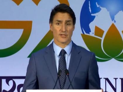 Alternate plane on its way to pick up Canadian PM, delegation stranded in Delhi | Alternate plane on its way to pick up Canadian PM, delegation stranded in Delhi Alternate plane on its way to pick up Canadian PM, delegation stranded in Delhi | Alternate plane on its way to pick up Canadian PM, delegation stranded in Delhi