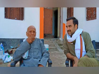 Pankaj Tripathi inaugurates library in his village in memory of his late father | Pankaj Tripathi inaugurates library in his village in memory of his late father Pankaj Tripathi inaugurates library in his village in memory of his late father | Pankaj Tripathi inaugurates library in his village in memory of his late father