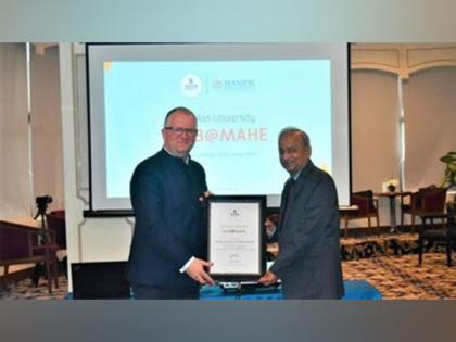 Deakin University's Vice-Chancellor announces fourth Deakin HUB in India at Manipal Academy of Higher Education (MAHE) | Deakin University's Vice-Chancellor announces fourth Deakin HUB in India at Manipal Academy of Higher Education (MAHE) Deakin University's Vice-Chancellor announces fourth Deakin HUB in India at Manipal Academy of Higher Education (MAHE) | Deakin University's Vice-Chancellor announces fourth Deakin HUB in India at Manipal Academy of Higher Education (MAHE)
