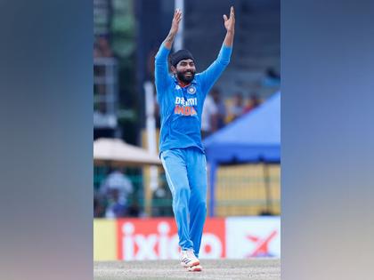 Ravindra Jadeja completes special ODI double, joins Kapil Dev in elite list | Ravindra Jadeja completes special ODI double, joins Kapil Dev in elite list