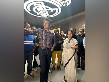 Former India captain Sourav Ganguly, Mamata Banerjee visit Santiago Bernabeu Stadium in Madrid | Former India captain Sourav Ganguly, Mamata Banerjee visit Santiago Bernabeu Stadium in Madrid Former India captain Sourav Ganguly, Mamata Banerjee visit Santiago Bernabeu Stadium in Madrid | Former India captain Sourav Ganguly, Mamata Banerjee visit Santiago Bernabeu Stadium in Madrid