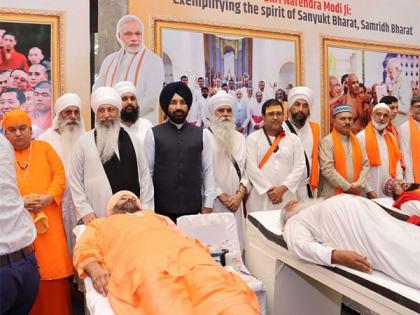 Faith leaders of different religions donate blood on PM Modi's 73rd birthday, give messages of unity and integrity | Faith leaders of different religions donate blood on PM Modi's 73rd birthday, give messages of unity and integrity Faith leaders of different religions donate blood on PM Modi's 73rd birthday, give messages of unity and integrity | Faith leaders of different religions donate blood on PM Modi's 73rd birthday, give messages of unity and integrity