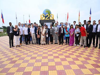 Chhattisgarh: G20 FWG discusses Global economy, supply chain disruptions in final meeting | Chhattisgarh: G20 FWG discusses Global economy, supply chain disruptions in final meeting Chhattisgarh: G20 FWG discusses Global economy, supply chain disruptions in final meeting | Chhattisgarh: G20 FWG discusses Global economy, supply chain disruptions in final meeting