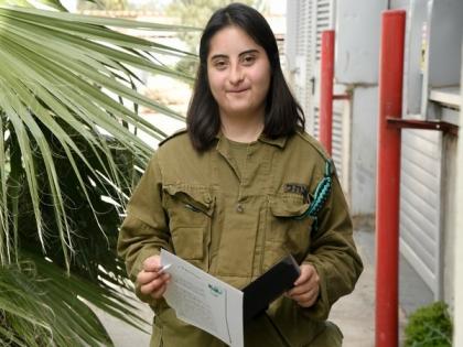 Israeli soldier with Down’s syndrome swapping army uniform for chef’s hat | Israeli soldier with Down’s syndrome swapping army uniform for chef’s hat Israeli soldier with Down’s syndrome swapping army uniform for chef’s hat | Israeli soldier with Down’s syndrome swapping army uniform for chef’s hat
