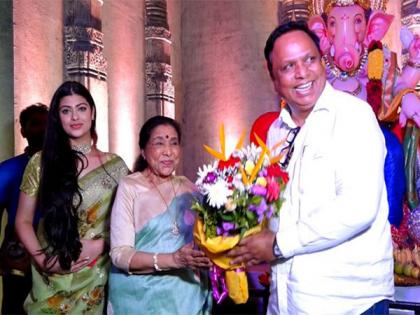 Asha Bhosle attends Ganesh Chaturthi celebrations at Mumbai BJP President Ashish Shelar's residence | Asha Bhosle attends Ganesh Chaturthi celebrations at Mumbai BJP President Ashish Shelar's residence Asha Bhosle attends Ganesh Chaturthi celebrations at Mumbai BJP President Ashish Shelar's residence | Asha Bhosle attends Ganesh Chaturthi celebrations at Mumbai BJP President Ashish Shelar's residence