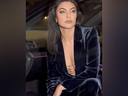 "......others take a stand”: Sushmita Sen shares captivating post | "......others take a stand”: Sushmita Sen shares captivating post "......others take a stand”: Sushmita Sen shares captivating post | "......others take a stand”: Sushmita Sen shares captivating post