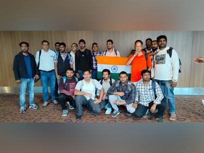 18 Indian sailors stuck at Yemen's Nishtun Port reach Mumbai after three months | 18 Indian sailors stuck at Yemen's Nishtun Port reach Mumbai after three months 18 Indian sailors stuck at Yemen's Nishtun Port reach Mumbai after three months | 18 Indian sailors stuck at Yemen's Nishtun Port reach Mumbai after three months