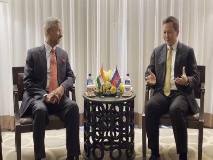 EAM Jaishankar, Cambodia PM hold meeting on sidelines of UNGA session | EAM Jaishankar, Cambodia PM hold meeting on sidelines of UNGA session EAM Jaishankar, Cambodia PM hold meeting on sidelines of UNGA session | EAM Jaishankar, Cambodia PM hold meeting on sidelines of UNGA session