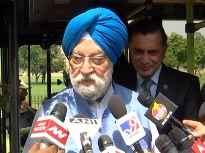 The Future of our transport will be on green hydrogen: Hardeep Singh Puri | The Future of our transport will be on green hydrogen: Hardeep Singh Puri The Future of our transport will be on green hydrogen: Hardeep Singh Puri | The Future of our transport will be on green hydrogen: Hardeep Singh Puri