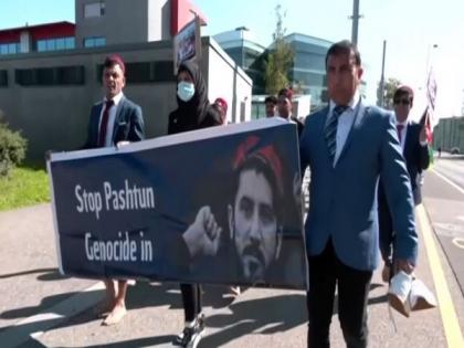 Geneva: Pashtuns hold anti-Pakistan protest over human rights violations | Geneva: Pashtuns hold anti-Pakistan protest over human rights violations Geneva: Pashtuns hold anti-Pakistan protest over human rights violations | Geneva: Pashtuns hold anti-Pakistan protest over human rights violations
