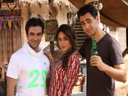 "Take a look at my face...": Imran Khan shares pictures from sets of 'Gori Tere Pyaar Mein' | "Take a look at my face...": Imran Khan shares pictures from sets of 'Gori Tere Pyaar Mein' "Take a look at my face...": Imran Khan shares pictures from sets of 'Gori Tere Pyaar Mein' | "Take a look at my face...": Imran Khan shares pictures from sets of 'Gori Tere Pyaar Mein'