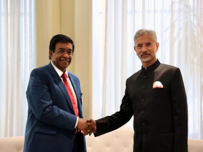 Jaishankar meets Mauritius President Roopun at UNGA | Jaishankar meets Mauritius President Roopun at UNGA