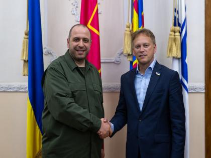 Ukraine Defence Minister Umerov, UK counterpart Shapps meet in Kyiv | Ukraine Defence Minister Umerov, UK counterpart Shapps meet in Kyiv Ukraine Defence Minister Umerov, UK counterpart Shapps meet in Kyiv | Ukraine Defence Minister Umerov, UK counterpart Shapps meet in Kyiv