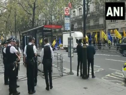 Khalistan supporters gather outside Indian High Commission in London, police restrict protestors | Khalistan supporters gather outside Indian High Commission in London, police restrict protestors Khalistan supporters gather outside Indian High Commission in London, police restrict protestors | Khalistan supporters gather outside Indian High Commission in London, police restrict protestors