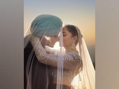 ‘Raees’ actor Mahira Khan shares first pic from wedding with Salim Karim, Bollywood celebs bless couple | ‘Raees’ actor Mahira Khan shares first pic from wedding with Salim Karim, Bollywood celebs bless couple ‘Raees’ actor Mahira Khan shares first pic from wedding with Salim Karim, Bollywood celebs bless couple | ‘Raees’ actor Mahira Khan shares first pic from wedding with Salim Karim, Bollywood celebs bless couple