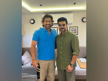 Ram Charan poses with MS Dhoni, calls him "India's Pride" | Ram Charan poses with MS Dhoni, calls him "India's Pride"