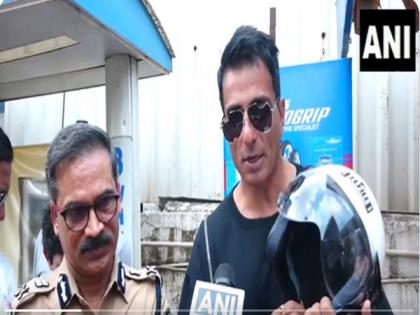 "Wear helmet, strap it properly": Sonu Sood participates in road safety awareness campaign | "Wear helmet, strap it properly": Sonu Sood participates in road safety awareness campaign "Wear helmet, strap it properly": Sonu Sood participates in road safety awareness campaign | "Wear helmet, strap it properly": Sonu Sood participates in road safety awareness campaign