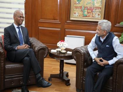 EAM Jaishankar meets Tanzanian counterpart, discusses Tanzanian President's state visit to India | EAM Jaishankar meets Tanzanian counterpart, discusses Tanzanian President's state visit to India EAM Jaishankar meets Tanzanian counterpart, discusses Tanzanian President's state visit to India | EAM Jaishankar meets Tanzanian counterpart, discusses Tanzanian President's state visit to India
