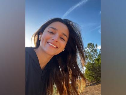 Alia Bhatt expresses "Onlyyy love" as she crosses 80 million followers on Instagram | Alia Bhatt expresses "Onlyyy love" as she crosses 80 million followers on Instagram Alia Bhatt expresses "Onlyyy love" as she crosses 80 million followers on Instagram | Alia Bhatt expresses "Onlyyy love" as she crosses 80 million followers on Instagram