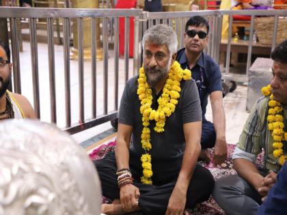 Vivek Agnihotri offers prayers at Mahakaleshwar Temple in Ujjain | Vivek Agnihotri offers prayers at Mahakaleshwar Temple in Ujjain Vivek Agnihotri offers prayers at Mahakaleshwar Temple in Ujjain | Vivek Agnihotri offers prayers at Mahakaleshwar Temple in Ujjain