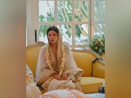 Mahira Khan reveals how her best friend surprised her at Mehndi | Mahira Khan reveals how her best friend surprised her at Mehndi Mahira Khan reveals how her best friend surprised her at Mehndi | Mahira Khan reveals how her best friend surprised her at Mehndi