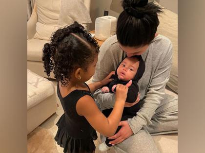 Kylie Jenner enjoys day out with kids Stormi, Aire | Kylie Jenner enjoys day out with kids Stormi, Aire Kylie Jenner enjoys day out with kids Stormi, Aire | Kylie Jenner enjoys day out with kids Stormi, Aire
