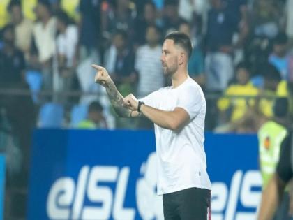 "I'm extremely pleased with performance": Mumbai City FC head coach Des Buckingham | "I'm extremely pleased with performance": Mumbai City FC head coach Des Buckingham "I'm extremely pleased with performance": Mumbai City FC head coach Des Buckingham | "I'm extremely pleased with performance": Mumbai City FC head coach Des Buckingham