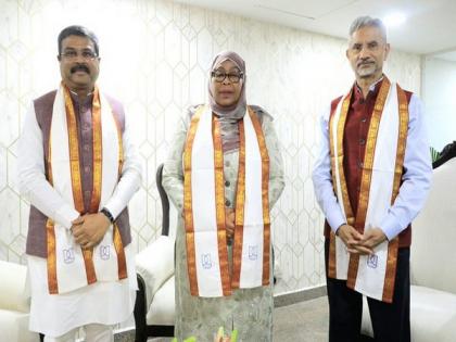 'Leadership provided by Tanzanian President, PM Modi guides India, Tanzania relations to greater heights': Dharmendra Pradhan | 'Leadership provided by Tanzanian President, PM Modi guides India, Tanzania relations to greater heights': Dharmendra Pradhan 'Leadership provided by Tanzanian President, PM Modi guides India, Tanzania relations to greater heights': Dharmendra Pradhan | 'Leadership provided by Tanzanian President, PM Modi guides India, Tanzania relations to greater heights': Dharmendra Pradhan